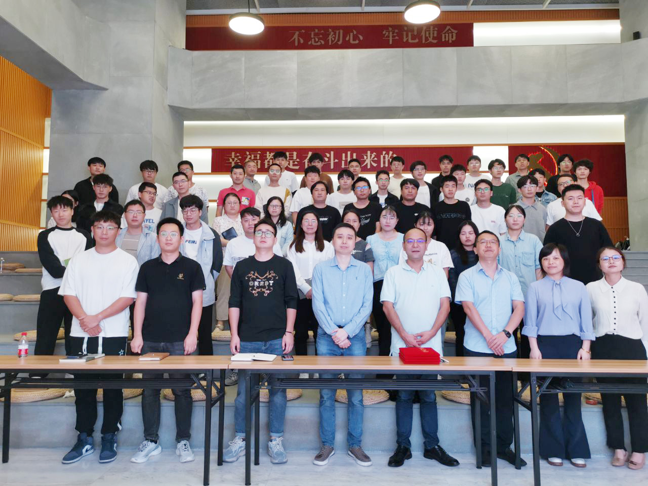 大合照1.jpg